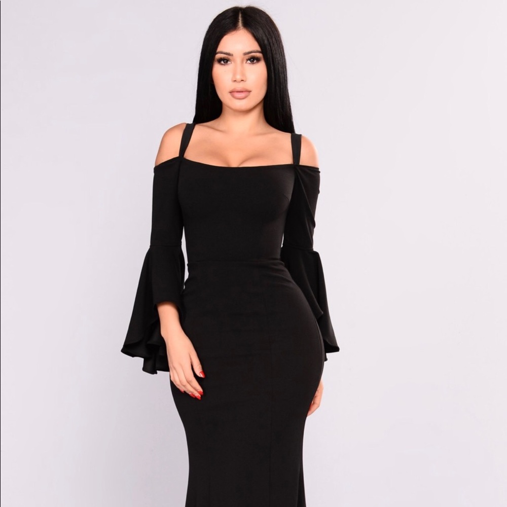 Fascination Off Shoulder Dress - Black